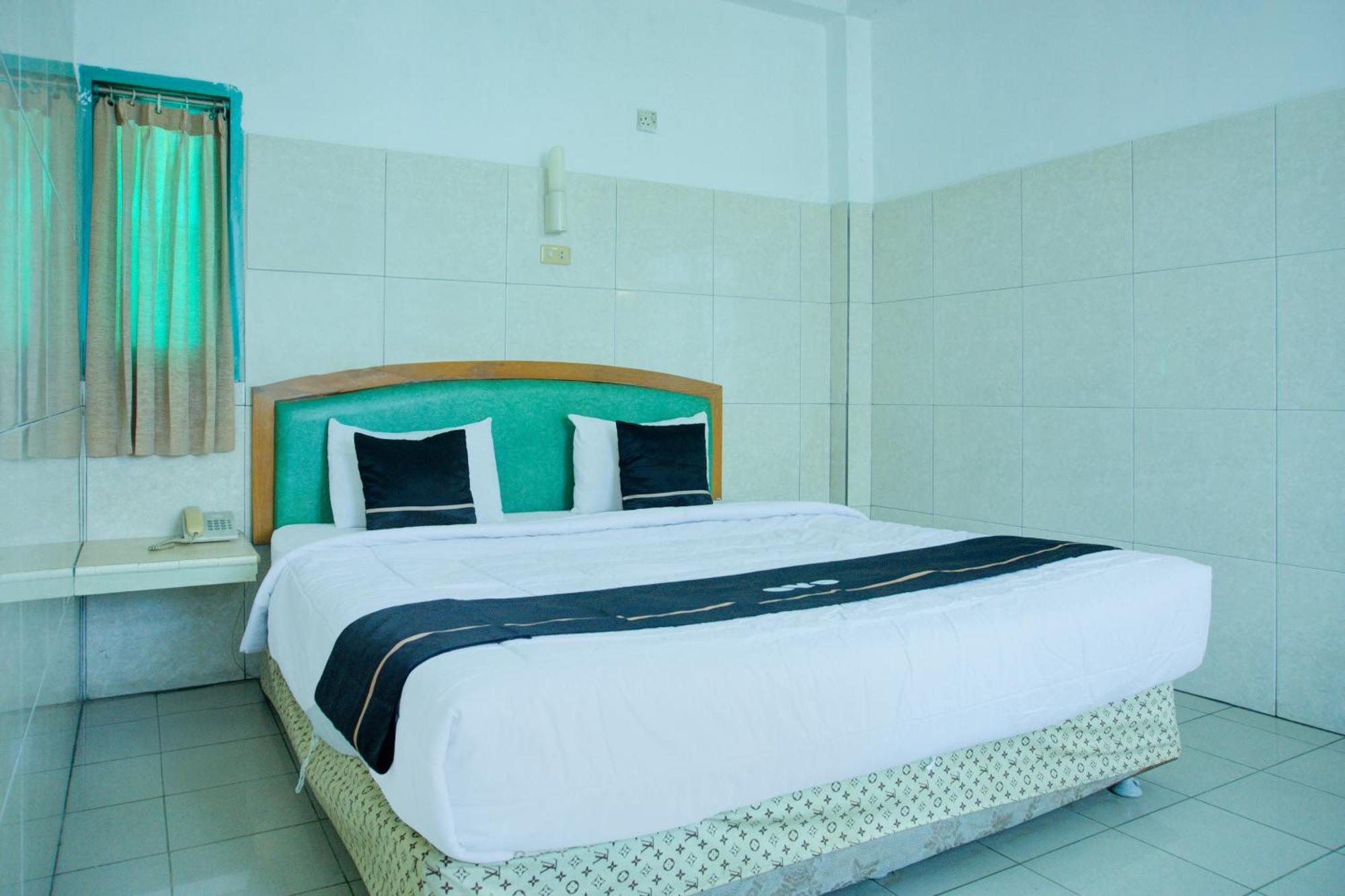 Townhouse Oak Palembang Near Jembatan Ampera Formerly Azzura Hotel Exteriér fotografie