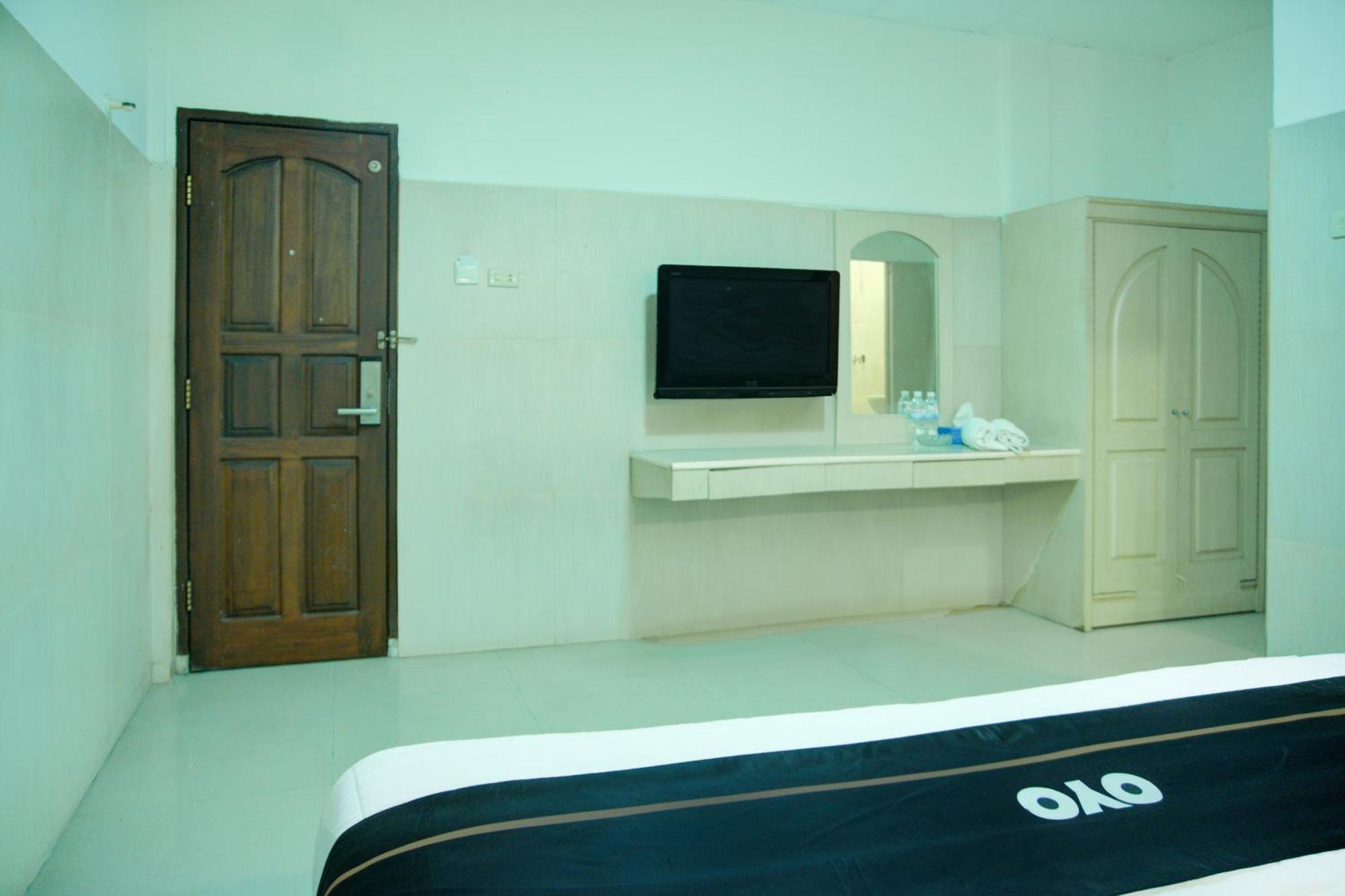 Townhouse Oak Palembang Near Jembatan Ampera Formerly Azzura Hotel Exteriér fotografie